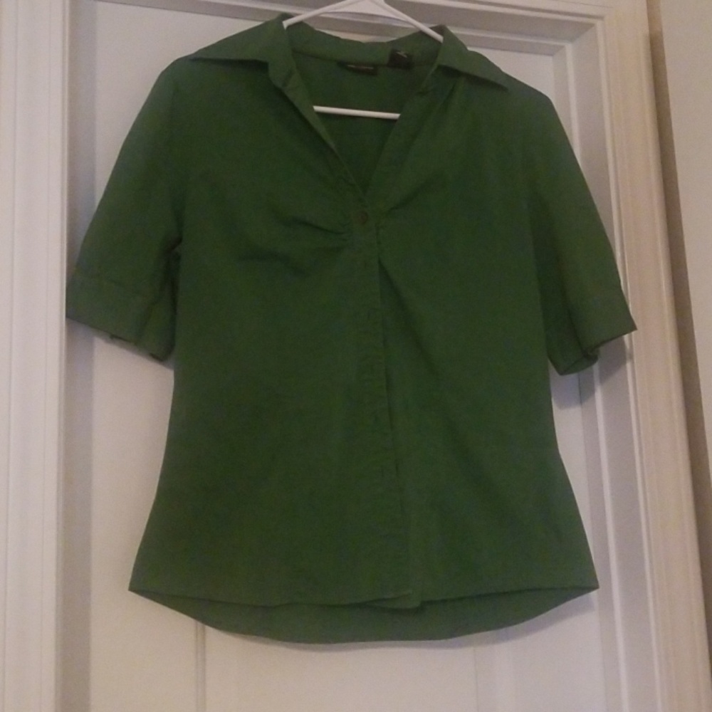 New York & Co Green 3/4 Sleeve Button Down Top EUC